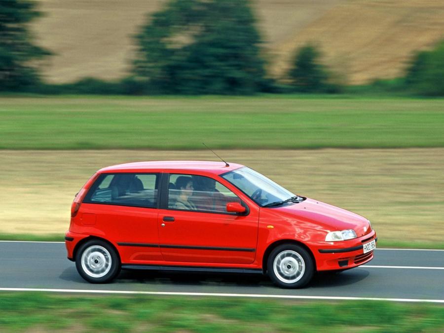  Fiat Punto Sporting 1995 года  (фото 4 из 5)
